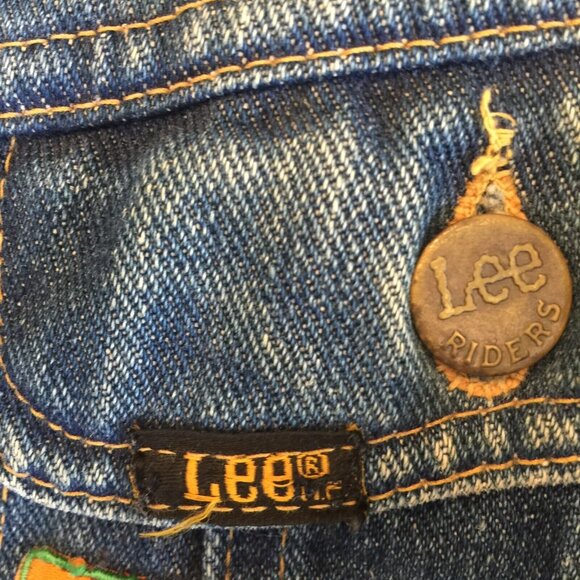 VINTAGE 70s LEE DENIM TRUCKER JACKET MENS M TRAVEL PATCHES UNION MADE USA 39x23 - Picture 8 of 15